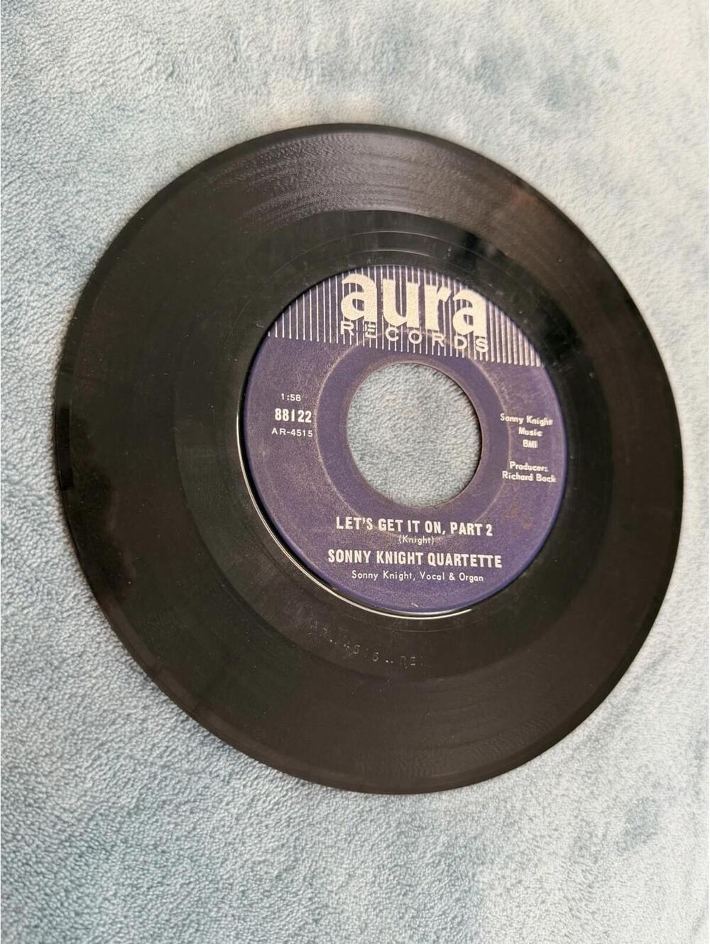 Sonny Knight Quartette Let’s Get It On 45 RPM Aura Records Soul Vinyl Record